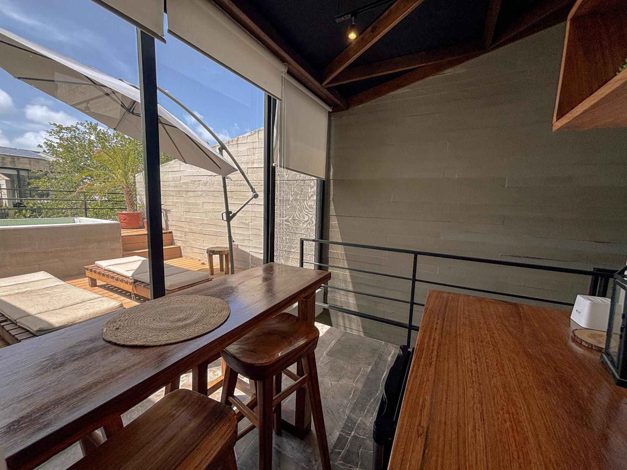 Lujoso Penthouse De Tres Pisos En Madara Apartamento *