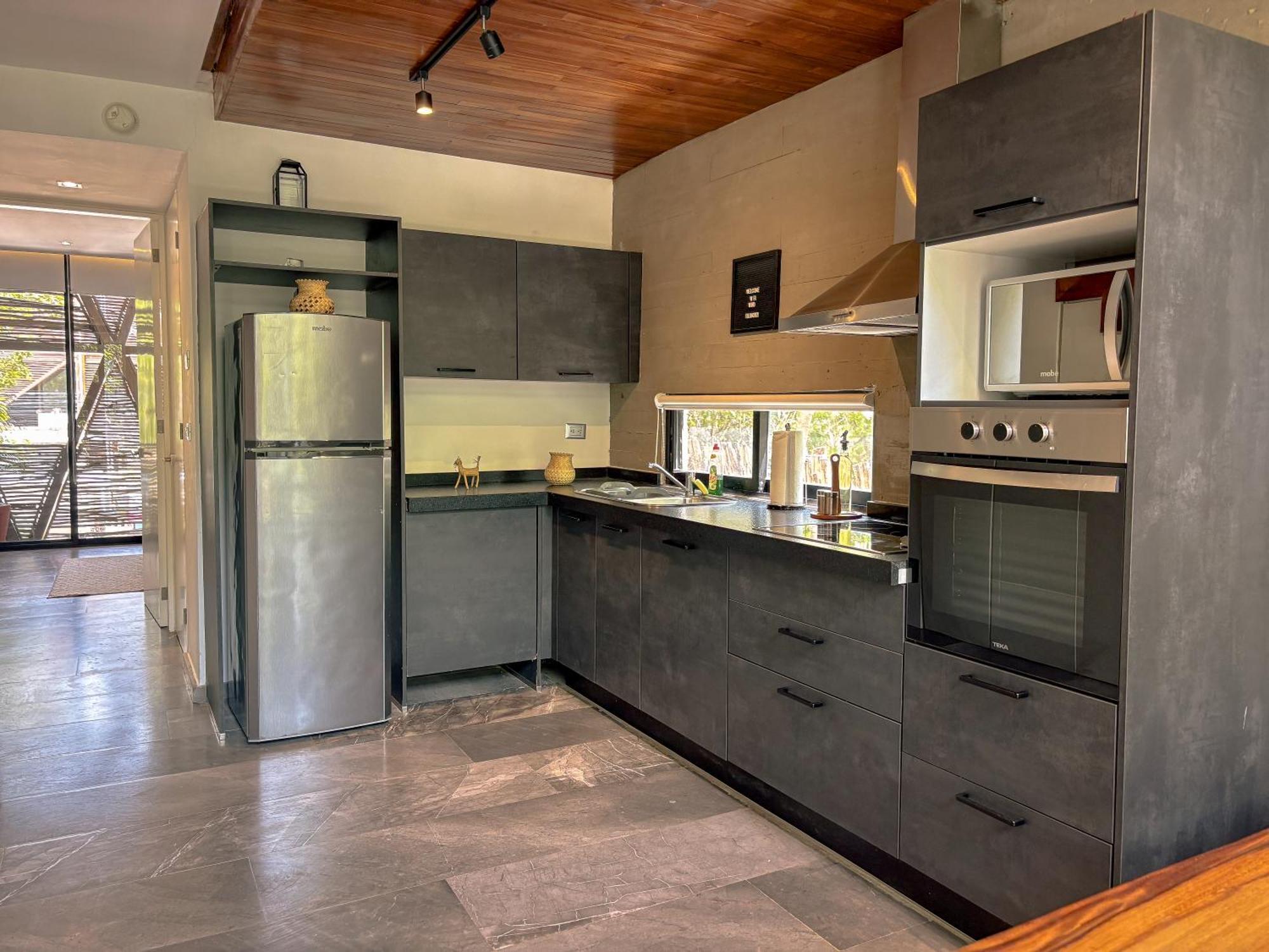 Lujoso Penthouse De Tres Pisos En Madara