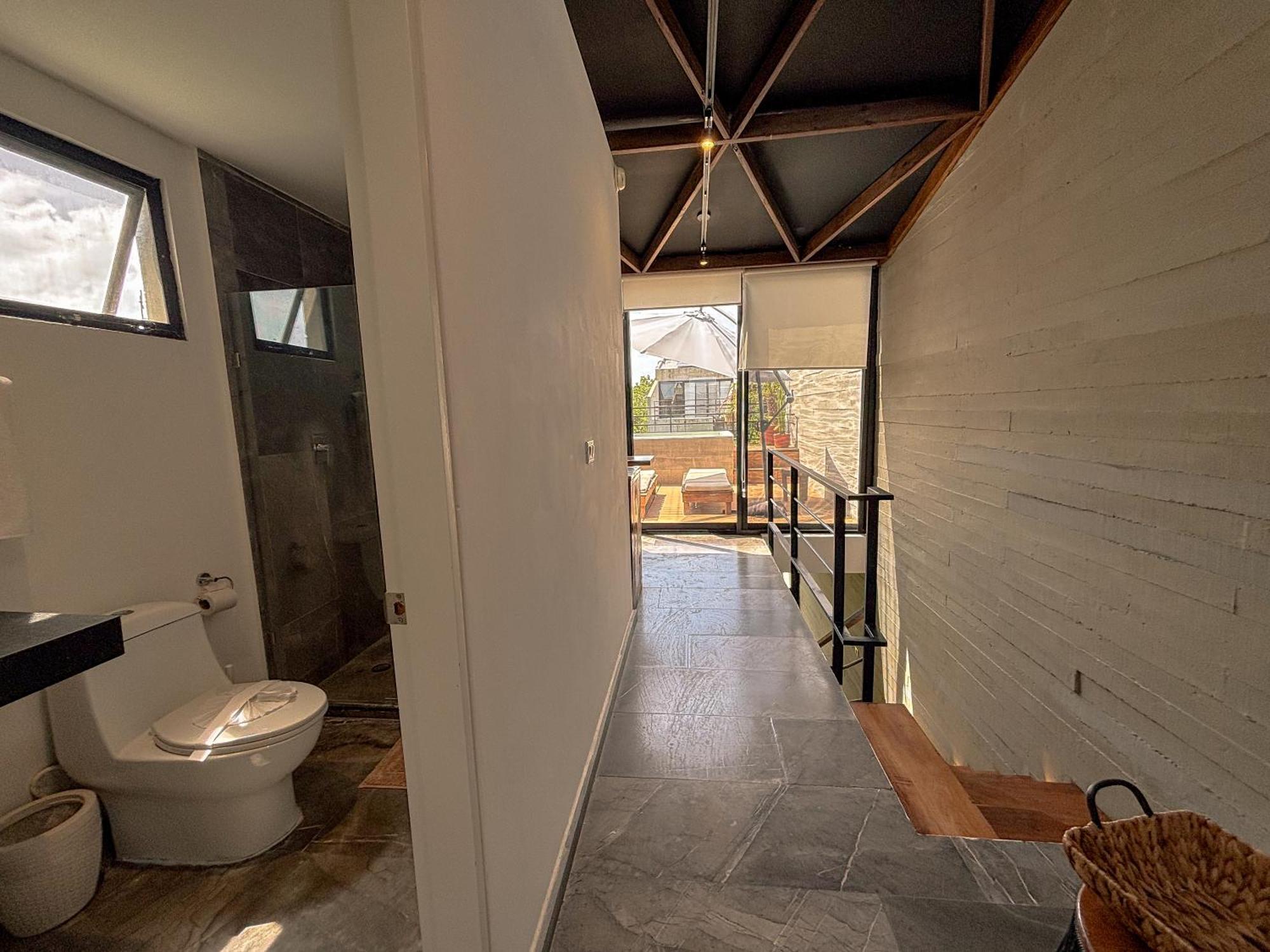 Lujoso Penthouse De Tres Pisos En Madara Apartamento *