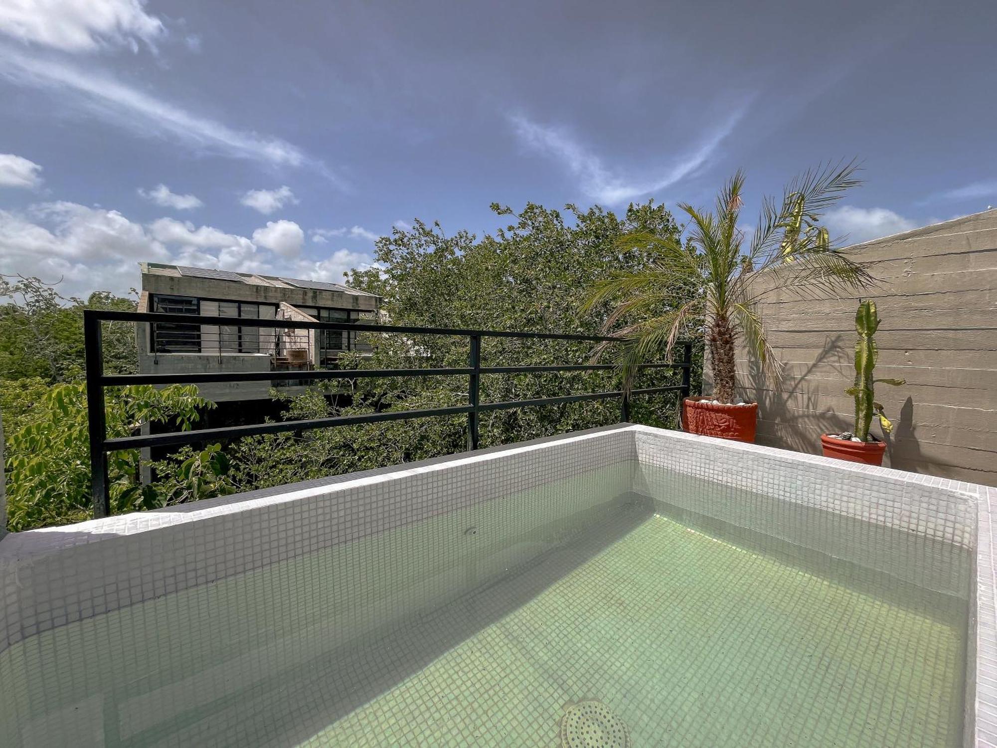 Apartamento Lujoso Penthouse De Tres Pisos En Madara *