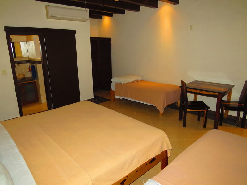 Hotel Xibalba Dive Center 3*