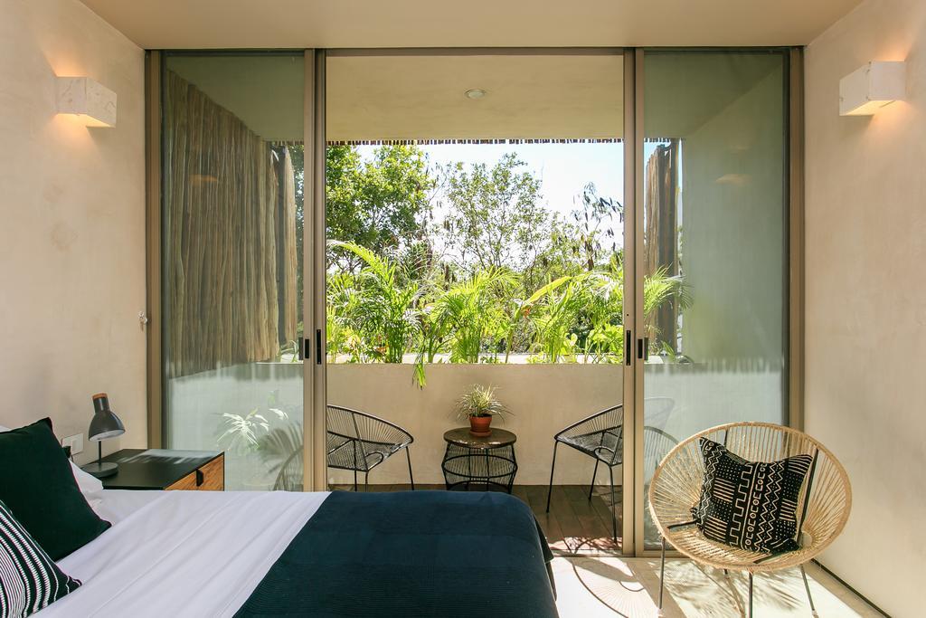 Eco-chic Design Wrapped In Nature's Elements By Stella *