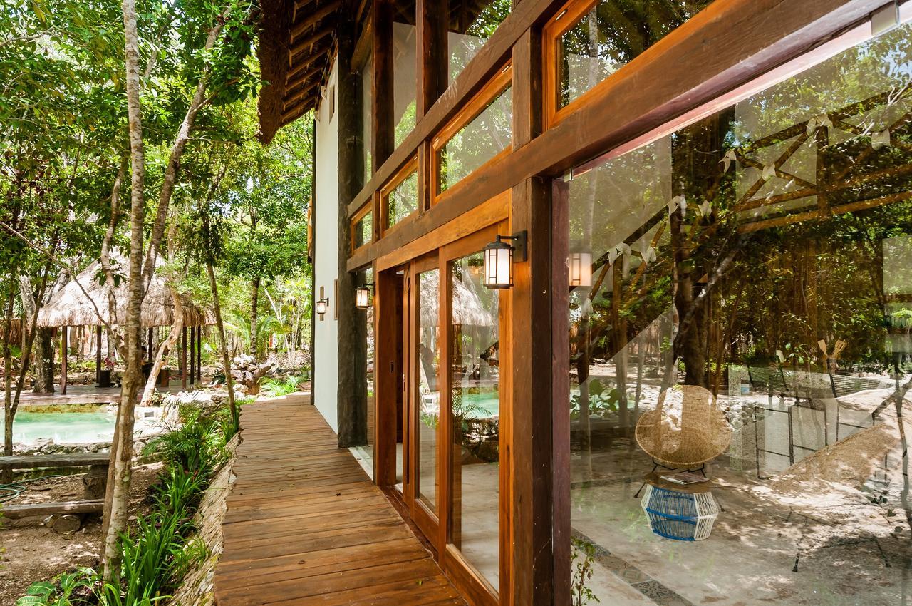 Villa Jungle Chic In Chemuyil *