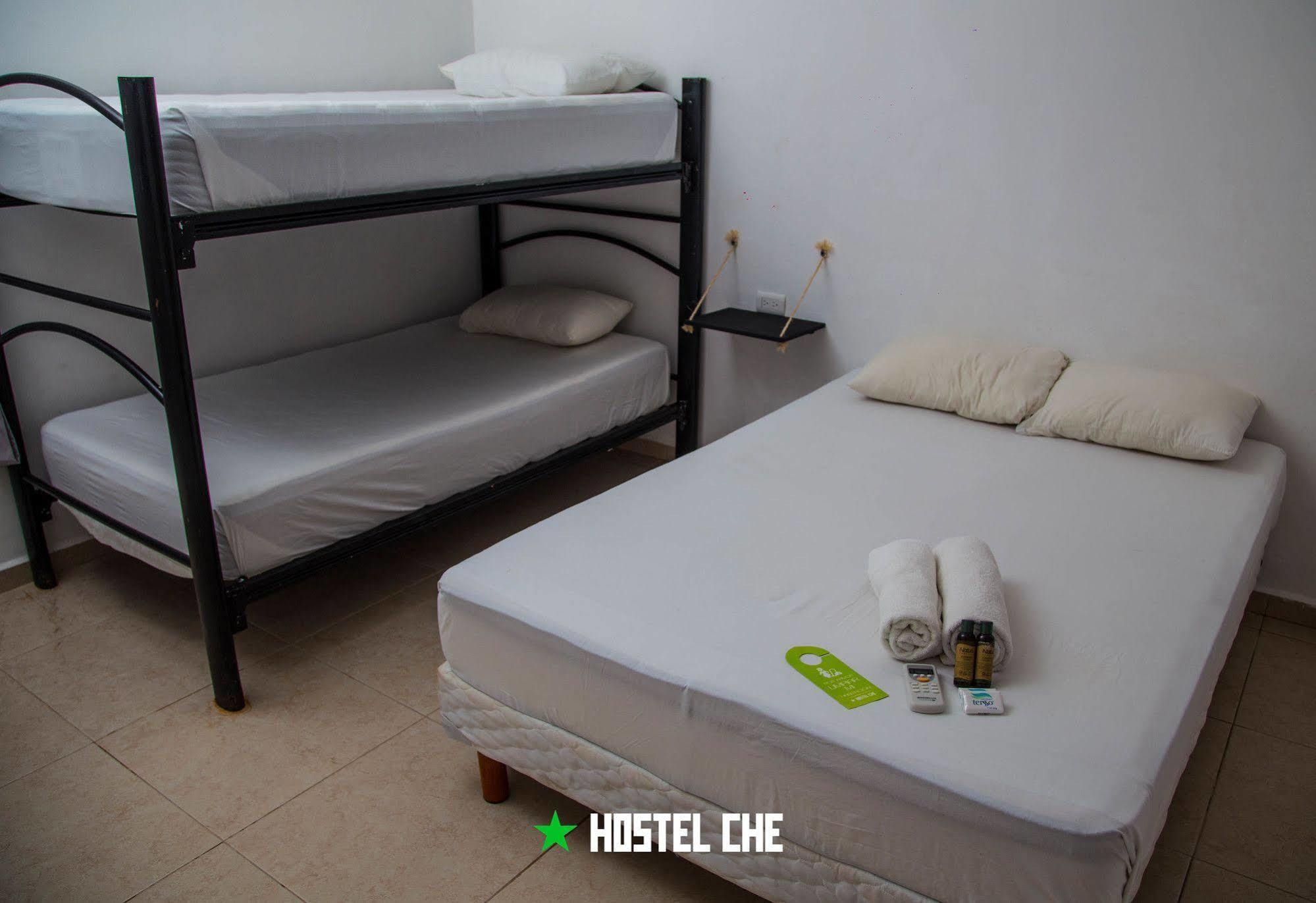 Che & Bar Adults Only Hostal