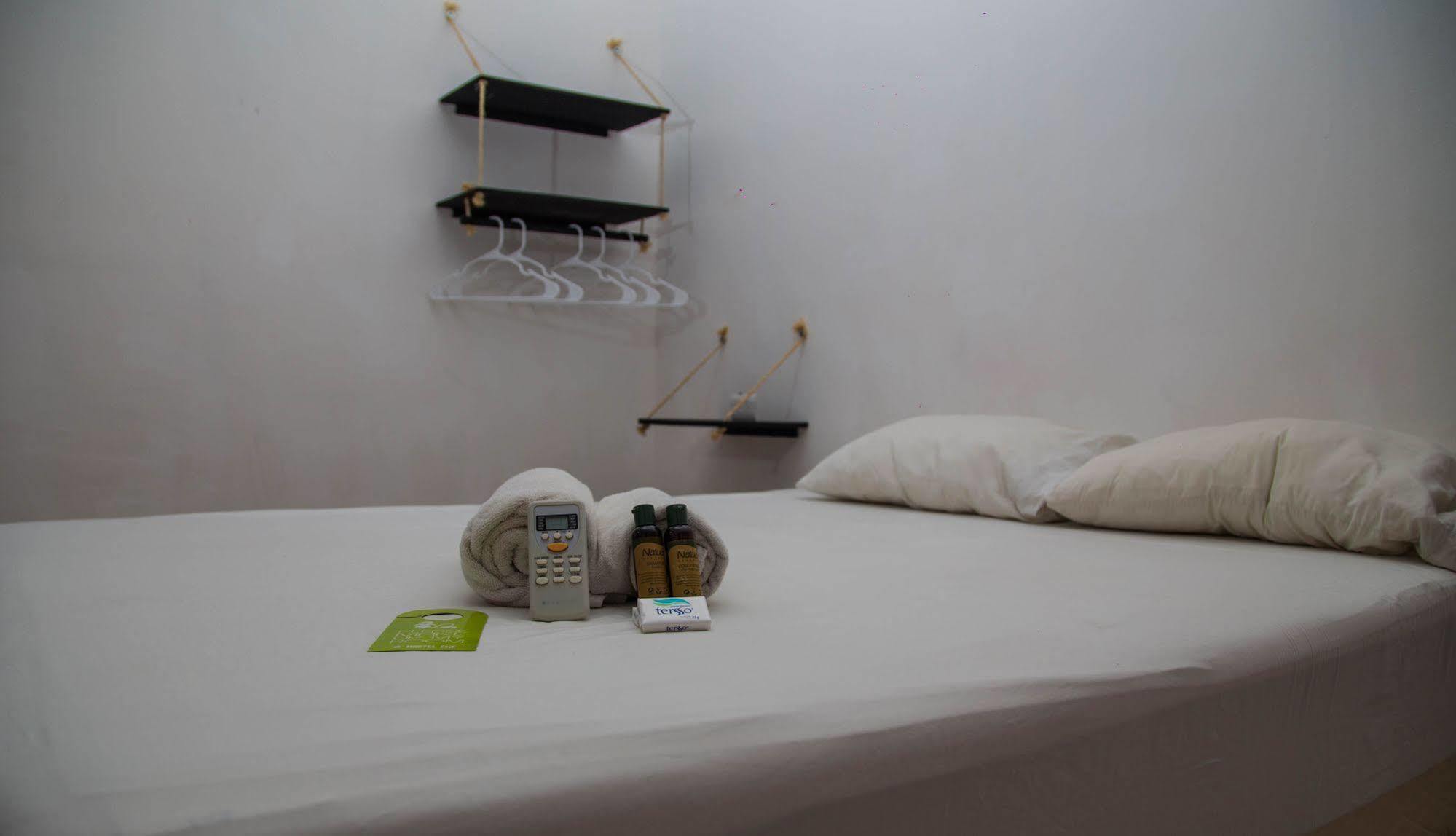 Che & Bar Adults Only Hostal *