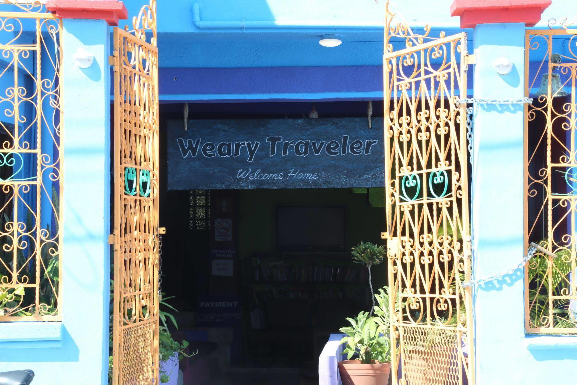 Weary Traveler Hostal
