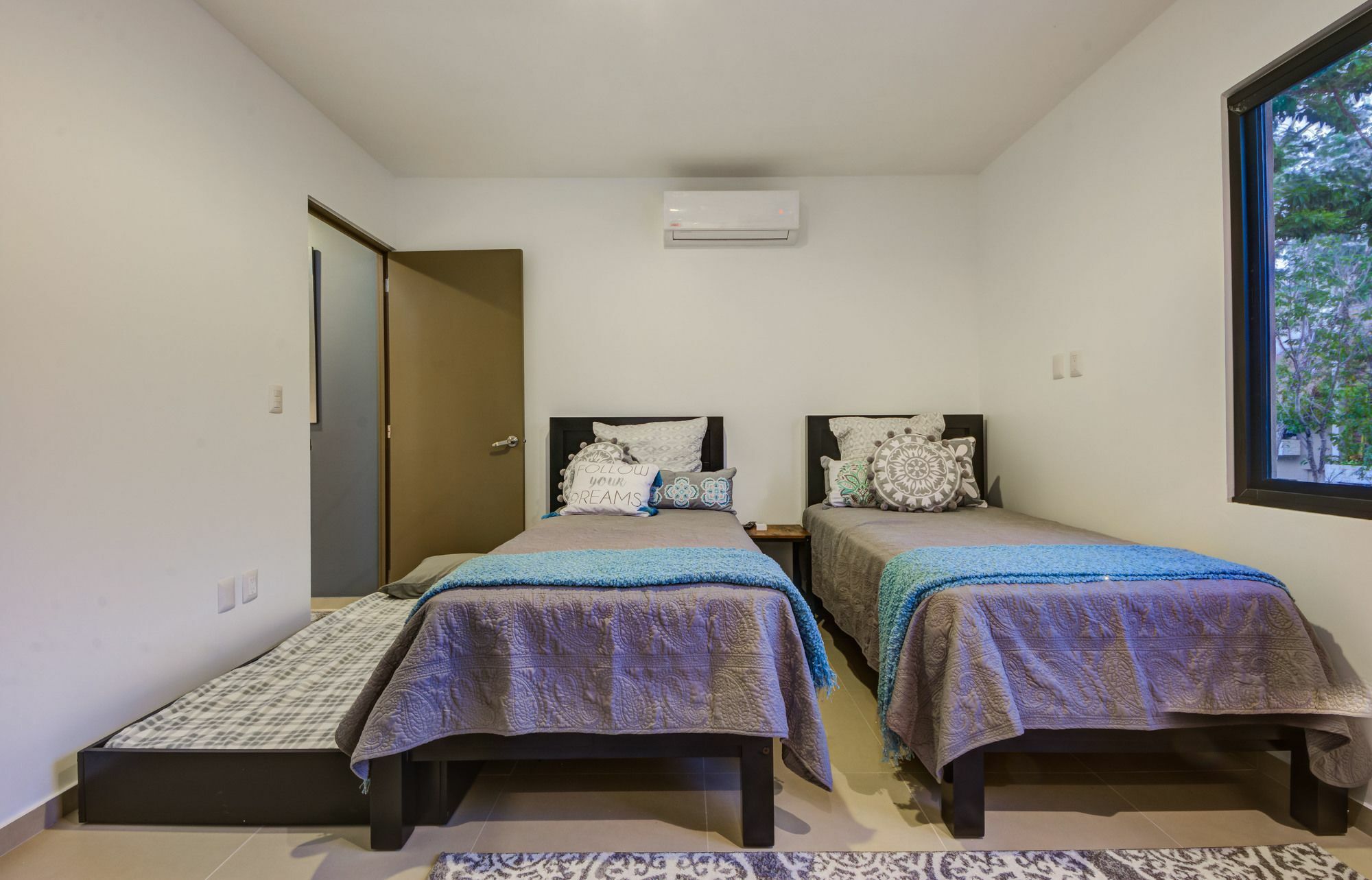 Doce Magnificent 3 Bdrm Sleeps 6 Villa