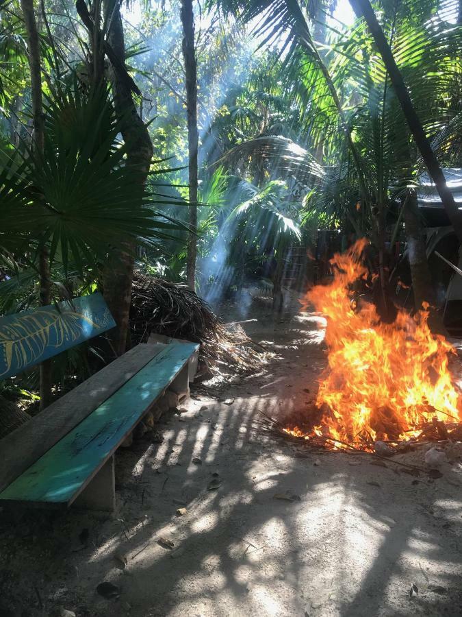 Cenote Encantado Eco-glamping Camp * Tulum