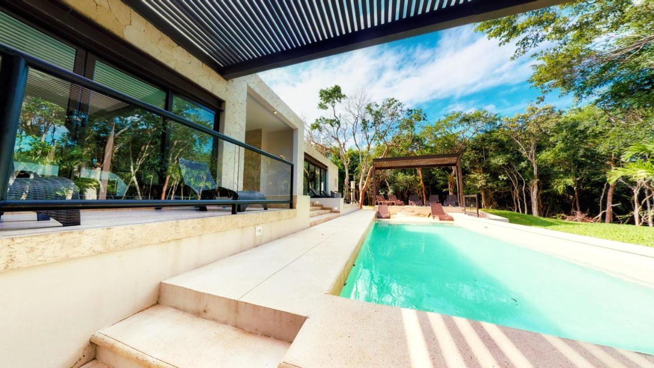 Xaha Suites&golf 3*