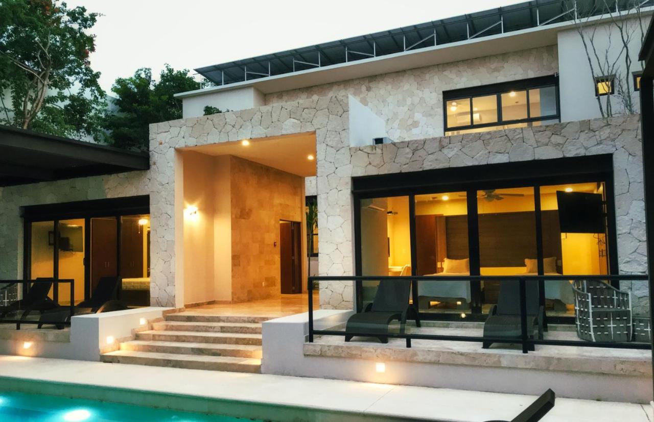 Xaha Suites&golf 3*