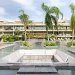 Marvelous Apartment With Unique Pool And Extraordinary Amenities