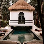 Moroccan Vacation Home For 16 Guests!
