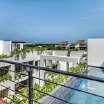 New!! Lovely Studio With Exclusive Amenities