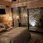 Taanah Poolview 1Br Apartment Ecochic