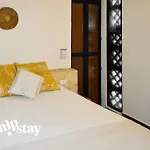 The Enrique Inglesias Villa - HIPHIPSTAY