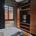 Villa Niburu A House Vacation That Everyone Will Remember