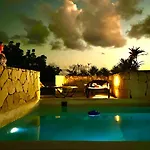 Luxury Boutique Boho Apt With Access To Bardo