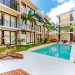 107 Amena Spacious&Cozy 2Br Apartment Pool View
