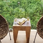 Zaazil, Jungle View & Great Pool 100Mb Fiber Wifi!