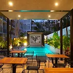 Private Pool And Rooftop For 3