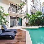 Saskab 11 Private Rooftop&Pool Jungle View 2Br Ph