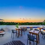 Kasa Hotel Kuyen - Adults Only