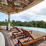 New Studio Apartment In Tanik Tulum With Private Pool And Rooftop!