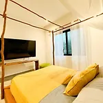 Spacious&cozy apt 1BDR 2 BTHR