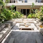 Jungle Chic