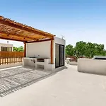 La Selva Minutes From Beach