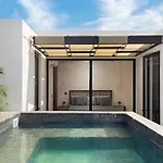 2 Floors W/Private Roof Top Pool.Near Beach&Town.