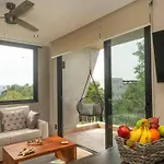 2 Floors W/Private Roof Top Pool.Near Beach&Town.