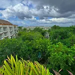 Charming One Bedroom Penthouse With Private Pool By Sandy Powerful