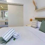 2 Bedroom Apartment + Private Pool And Roof Top Terrace