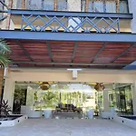 Palais Tulum - Functional Luxury