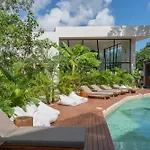 Jade Tulum