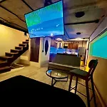 Underwater Apartment 2