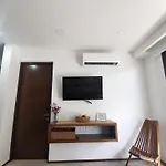 Tulum City Apartments At Menesse Tulum