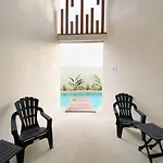 Bohochic Studio With Full Kitchen, Pool, Balcony Wifi
