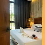 Iik Tulum By Groovy Stays- A Hip Condo-Hotel With Wifi, Rooftop, Pool, Sleeps 6