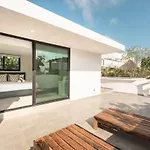 Selva Terra Sol Beach Club Access
