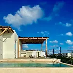 Rosa Azul Tulum