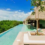 Luxury Beach Apartment In The Most Exclusive Area Of Tulum