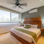 Lux Suite With Private Plunge Pool, Gym