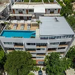 Downtown Penthouse With Private Pool, Rooftop Pool And Gym, Short Distance From Beaches, Restaurants & Nightlife