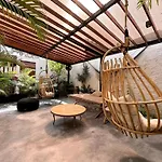 2 Private Pools & Bbq