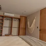 Dossantas Wellness & Jungle Retreat By Bt Homes