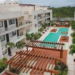 Spacious 2 Bdr Ph Blue Luxury Condo Pvt Pool Terrace Jungle View