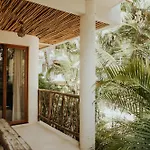 Zorba Tulum Beach Homes