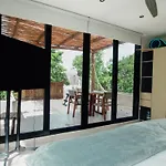 Las Villas I & II